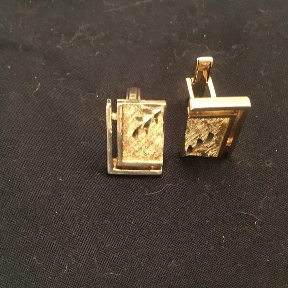 Set of Men’s Goldtone Cufflinks
